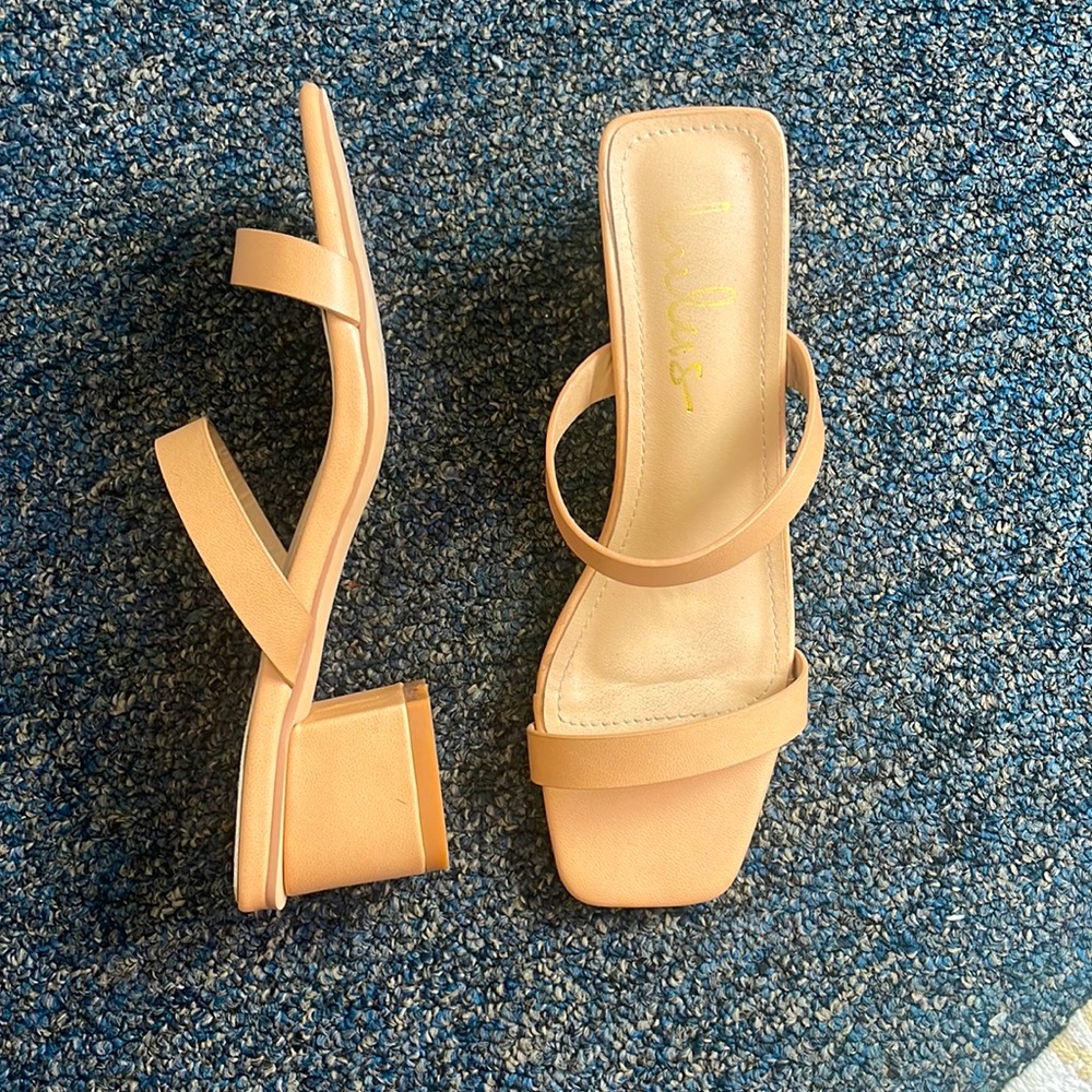 Fallyn Naked Hazelnut Mules